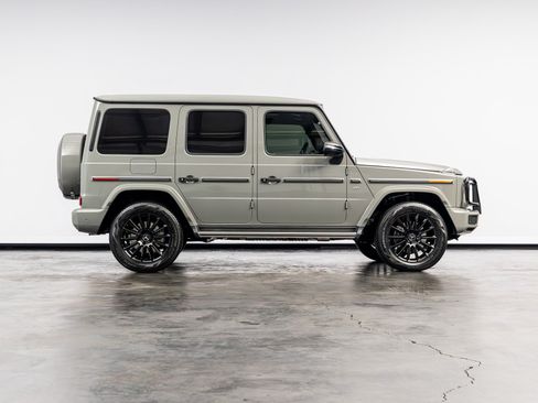 Used 2021 Mercedes-Benz G 550 image 23