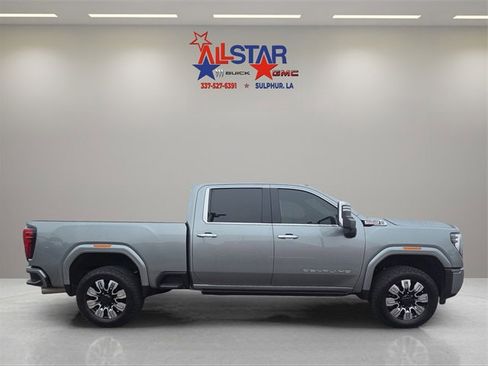 Used 2025 GMC Sierra 2500 Denali image 8