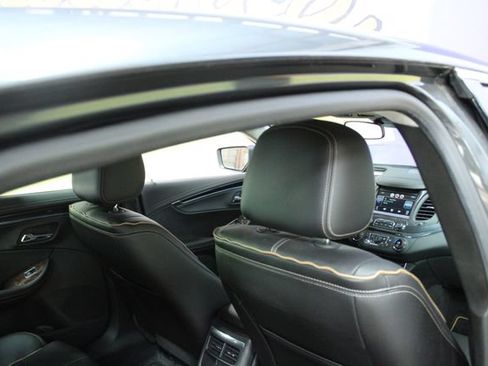 Used 2015 Chevrolet Impala LTZ FWD image 10