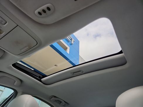 Used 2006 Lincoln LS RWD image 24