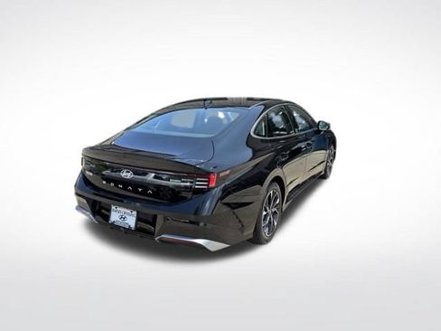 Used 2024 Hyundai Sonata SEL FWD image 3