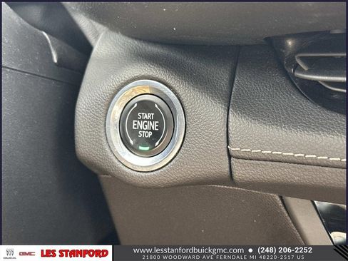 Used 2023 Buick Envision Essence image 28