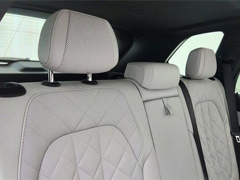 Used 2024 BMW X5 sDrive40i w/ M Sport Package image 27