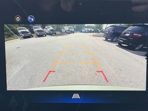 Used 2025 Chevrolet Equinox LT FWD image 31