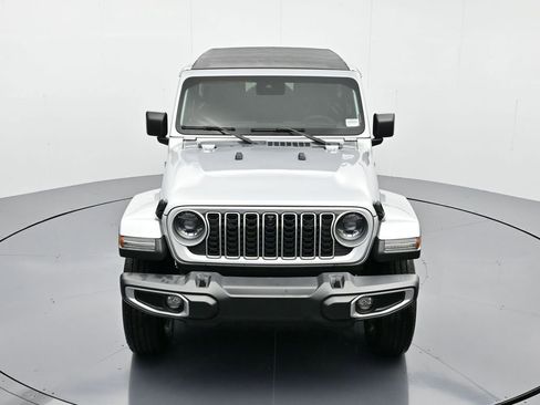 New 2024 Jeep Wrangler Unlimited Sahara w/ Technology Group image 31