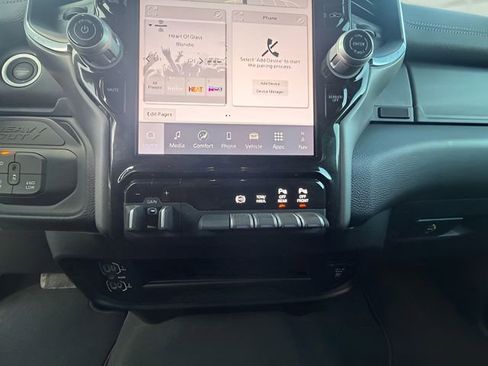 Used 2026 RAM 2500 Laramie image 22