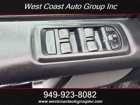 Used 2015 Land Rover LR4 HSE LUX image 25