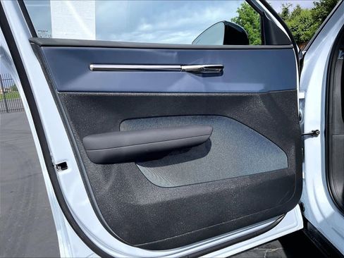 New 2026 Volvo EX30 Plus w/ Climate Package image 24