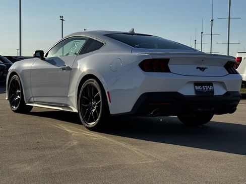 New 2026 Ford Mustang Coupe w/ Bronze Appearance Package image 9
