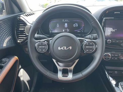 Certified 2025 Kia Soul EX FWD image 12