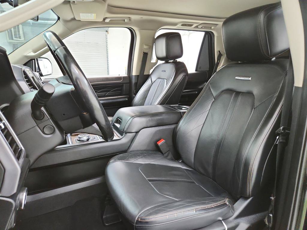 Used 2019 Ford Expedition Platinum AWD/4WD image 14