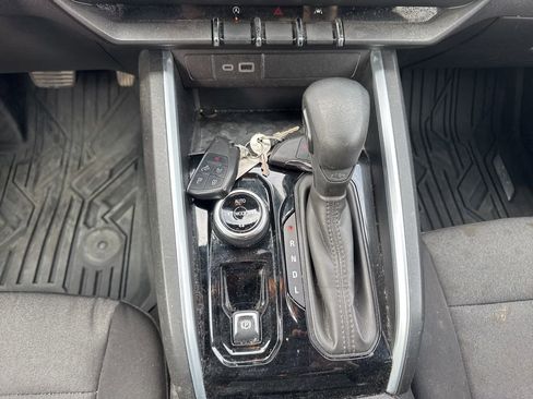 Used 2023 Chevrolet Colorado Trail Boss w/ Technology Package image 23