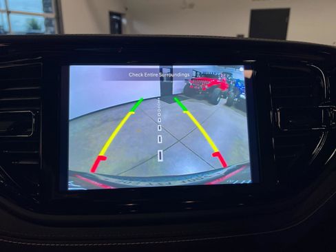 Used 2025 Dodge Durango SRT Hellcat AWD/4WD image 19