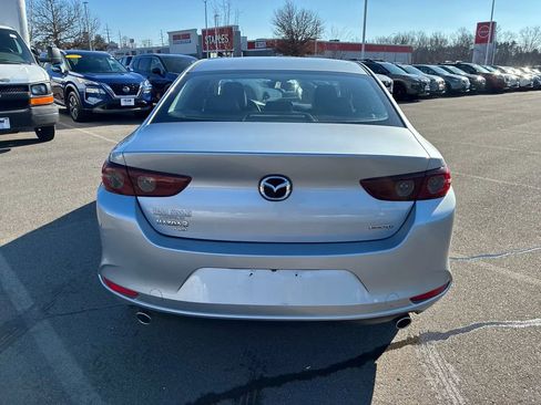 Used 2019 MAZDA MAZDA3 Select Sedan 4D image 14