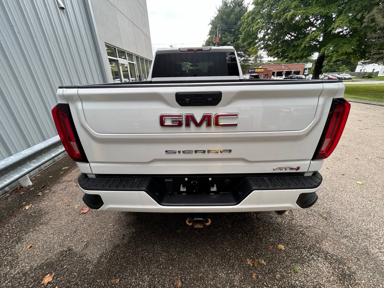 Used 2022 GMC Sierra 2500 AT4 w/ Gooseneck/5TH Wheel Package AWD/4WD image 6