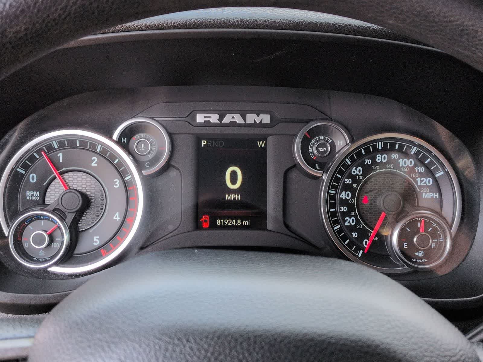 Used 2024 RAM 5500 Tradesman w/ Chrome Appearance Group AWD/4WD image 33