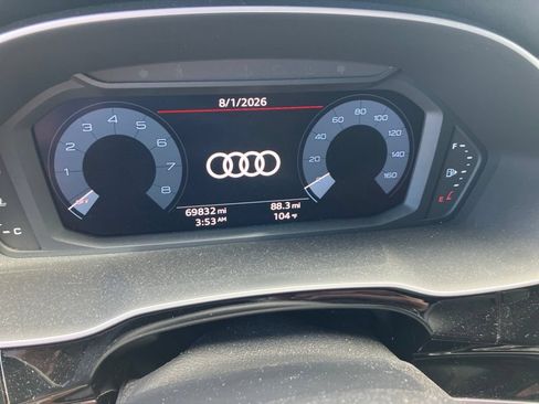 Used 2020 Audi Q3 2.0T Premium Plus w/ Premium Plus Package AWD/4WD image 9