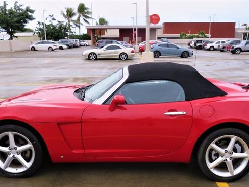 Used 2008 Saturn Sky RWD image 2