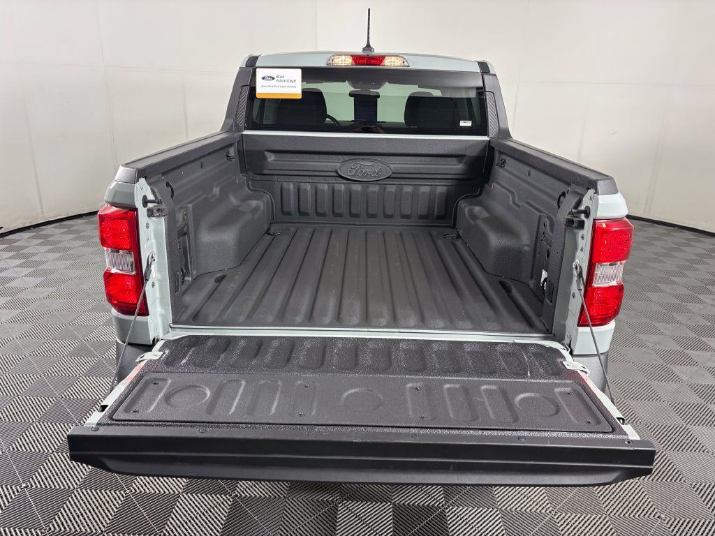 Certified 2023 Ford Maverick XLT w/ Equipment Group 300A Standard AWD/4WD image 30