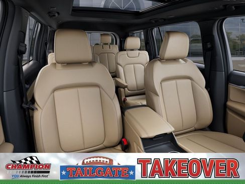 New 2026 Jeep Grand Cherokee L Limited w/ Limited Altitude Package AWD/4WD image 16