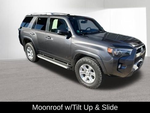 Used 2017 Toyota 4Runner SR5 Premium AWD/4WD image 11