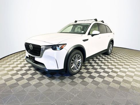 Certified 2024 MAZDA CX-90 3.3 Turbo w/ Preferred Plus AWD/4WD image 4