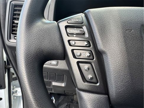 Used 2023 Nissan Frontier S image 13