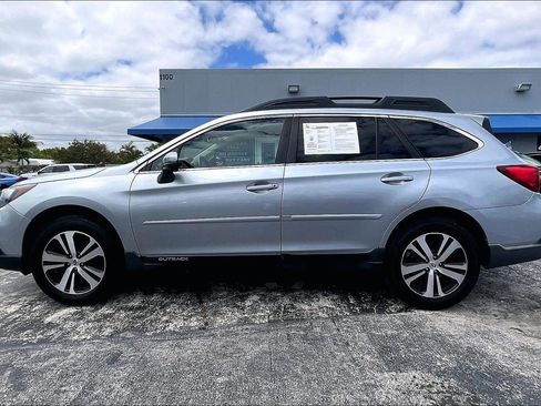 Used 2019 Subaru Outback 2.5i Limited AWD/4WD image 30