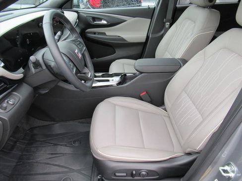 Used 2024 Buick Envista Avenir image 15