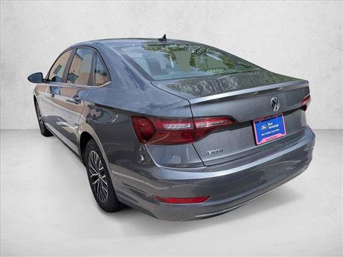 Used 2020 Volkswagen Jetta SE w/ SE Cold Weather Package FWD image 7