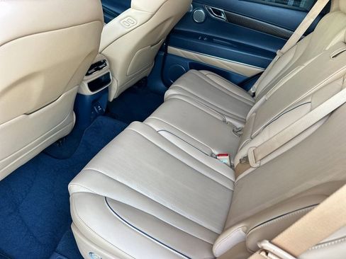 Used 2023 Genesis GV80 2.5T w/ Advanced Package image 12