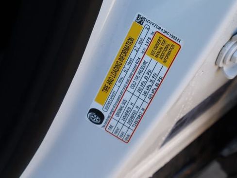 Used 2024 Cadillac XT4 Sport FWD image 31