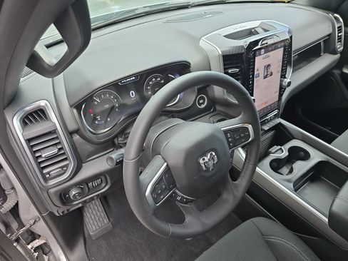 Used 2025 RAM 1500 Big Horn AWD/4WD image 15