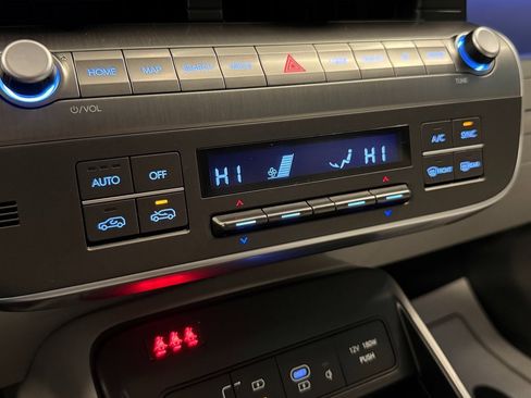 Used 2024 Hyundai Kona Limited image 15