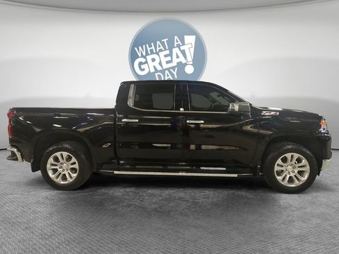 Used 2023 Chevrolet Silverado 1500 LTZ w/ LTZ Premium Package AWD/4WD image 2