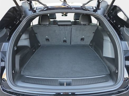 Used 2025 Jeep Wagoneer S Launch Edition image 14