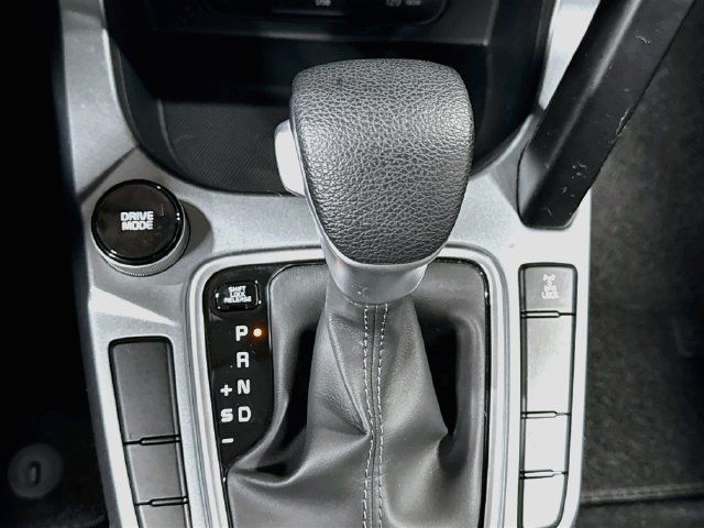 Used 2024 Kia Seltos LX AWD/4WD image 16
