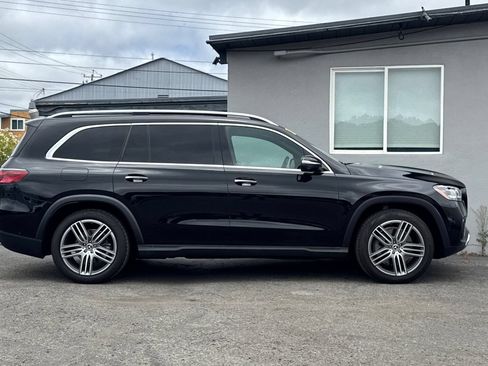 Used 2025 Mercedes-Benz GLS 450 4MATIC image 8