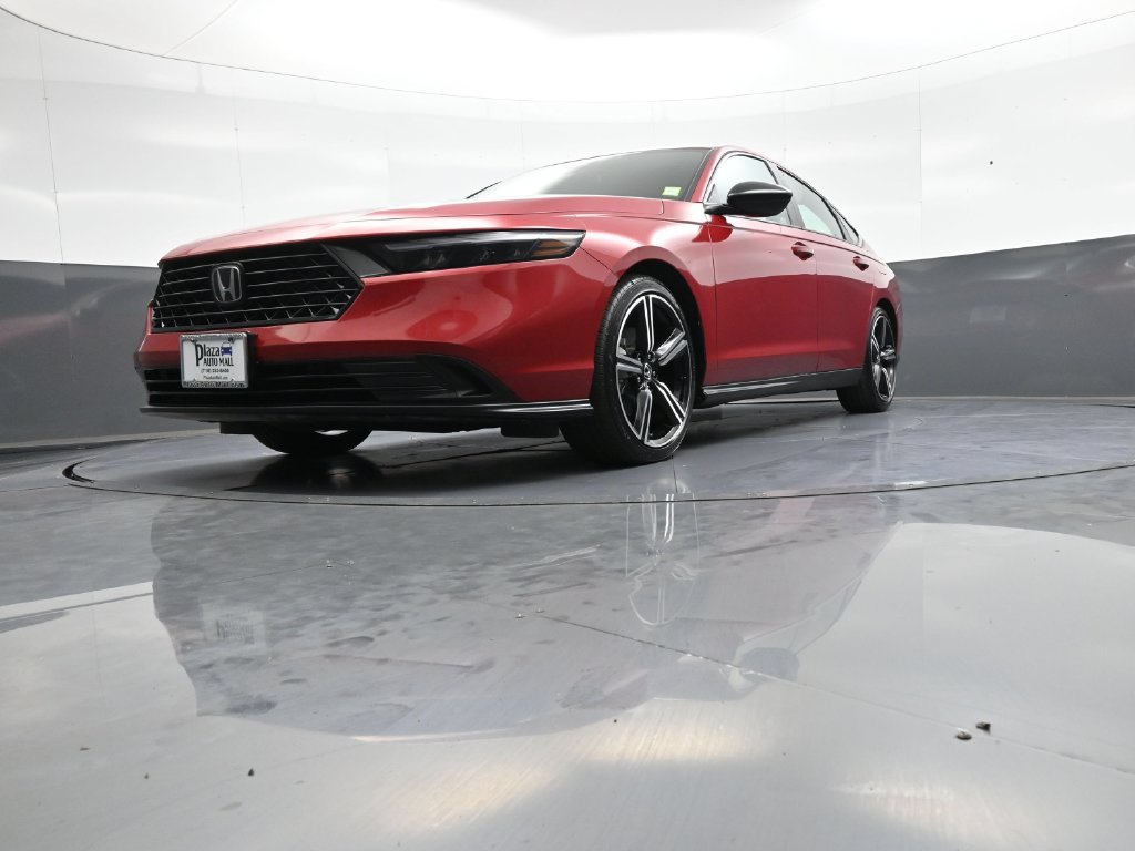 Certified 2025 Honda Accord Sport image 25