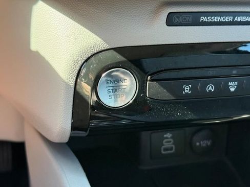 Used 2024 Ford Escape Active w/ Tech Pack #1 AWD/4WD image 23