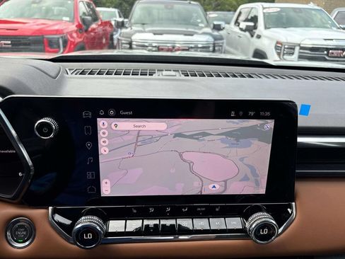 New 2026 GMC Canyon AT4 AWD/4WD image 11