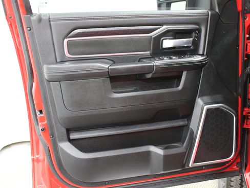 Used 2024 RAM 2500 Laramie w/ Night Edition image 6