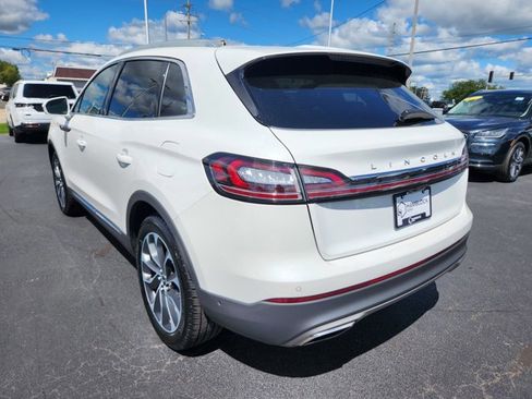 Used 2023 Lincoln Nautilus Reserve w/ Equipment Group 201A image 7