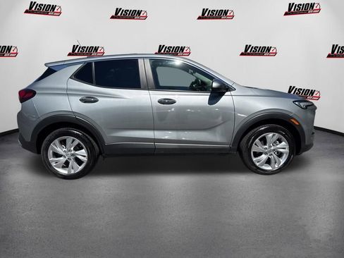 Used 2024 Buick Encore GX Preferred w/ Comfort Package AWD/4WD image 4