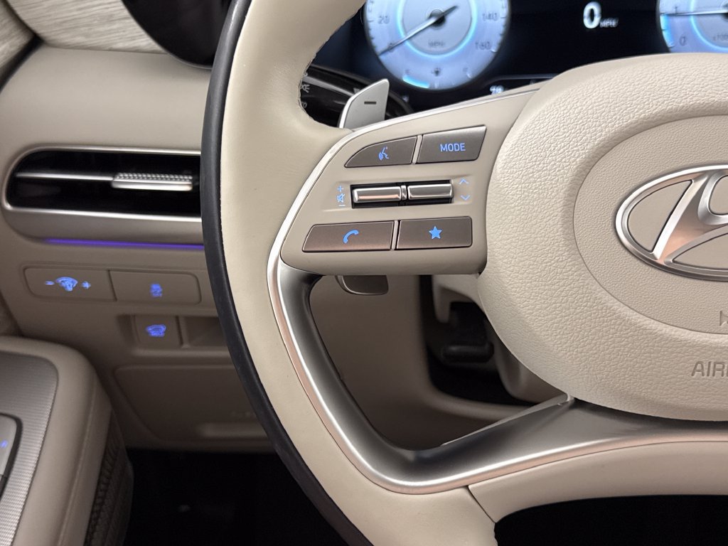 Used 2025 Hyundai Palisade Calligraphy FWD image 18