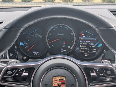 Used 2018 Porsche Macan Turbo w/ Premium Package Plus image 19