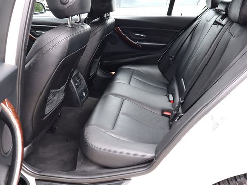 Used 2014 BMW 328i Sedan RWD image 19