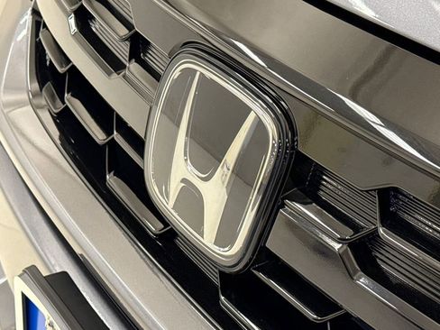 New 2026 Honda Odyssey Touring image 6