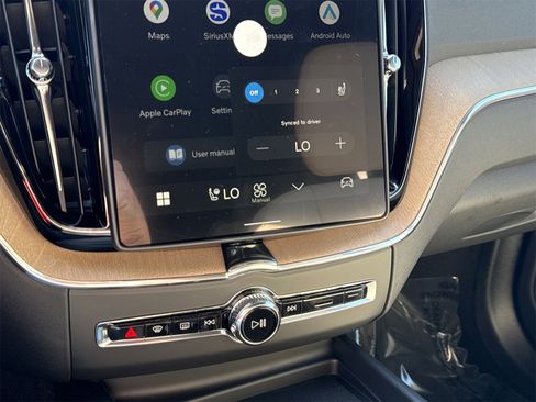 New 2026 Volvo XC60 B5 Plus w/ Protection Package Premier image 28