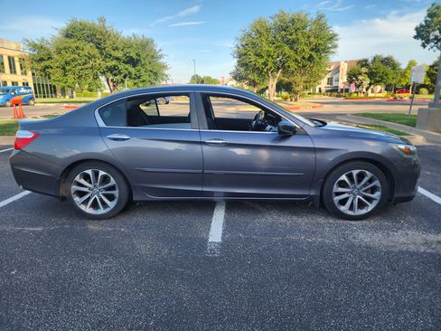 Used 2013 Honda Accord Sport image 8